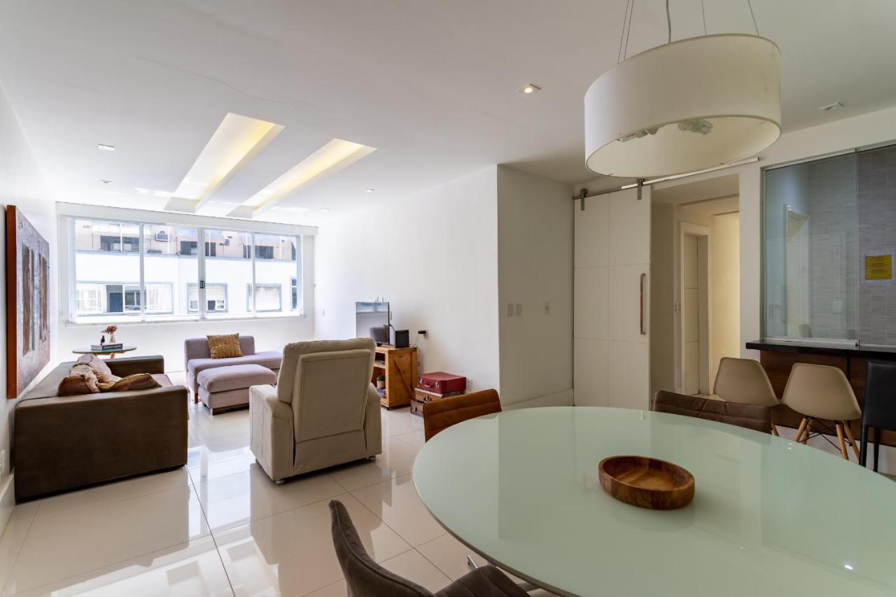 Pineapples SL1001 - Luxuoso apartamento à uma quadra da praia de Copacabana Rio de Janeiro Exterior foto